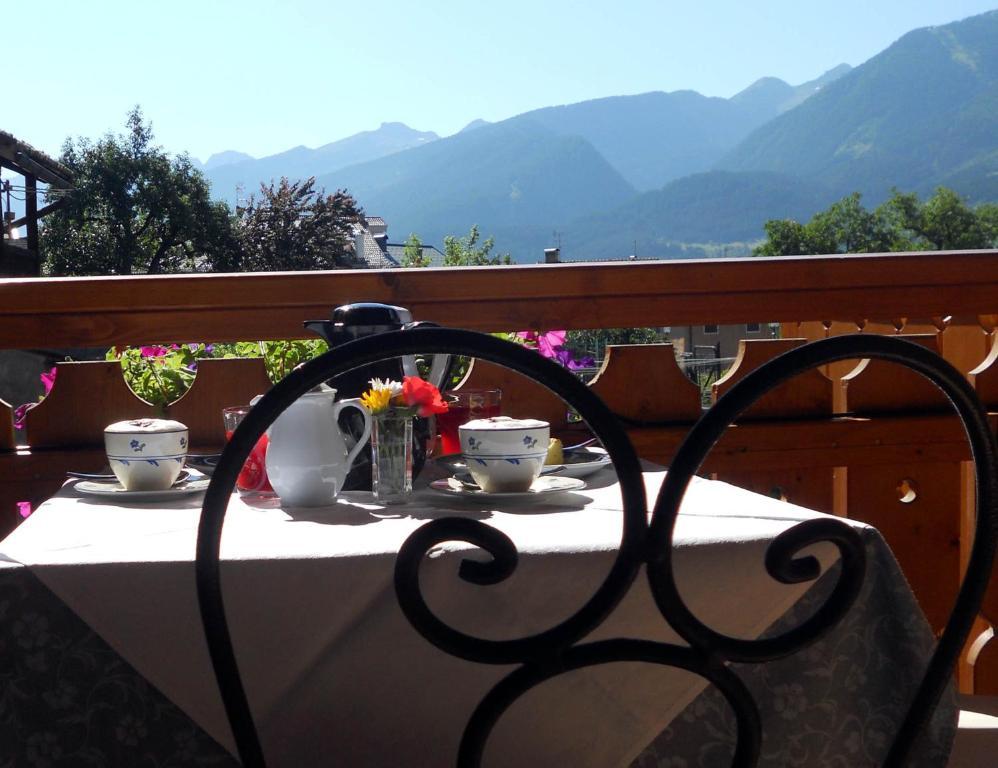 Hotel Garni Salvanel كافاليسِّ الغرفة الصورة