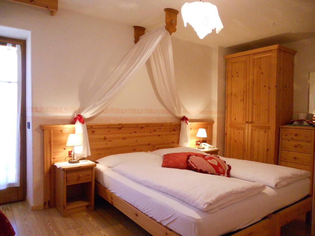 Hotel Garni Salvanel كافاليسِّ المظهر الخارجي الصورة